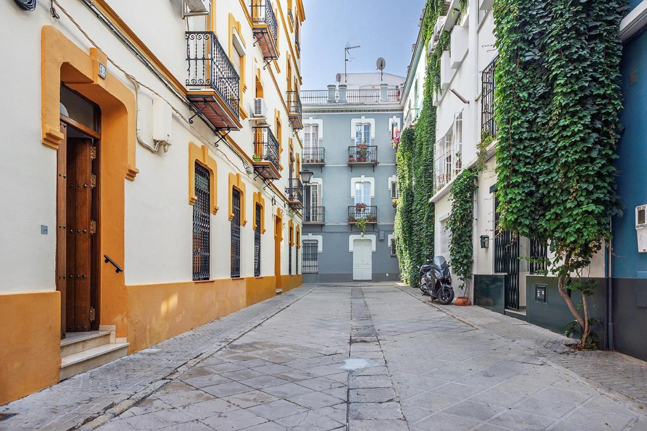 Apartamento Pasaje Valvanera Seville Exterior photo