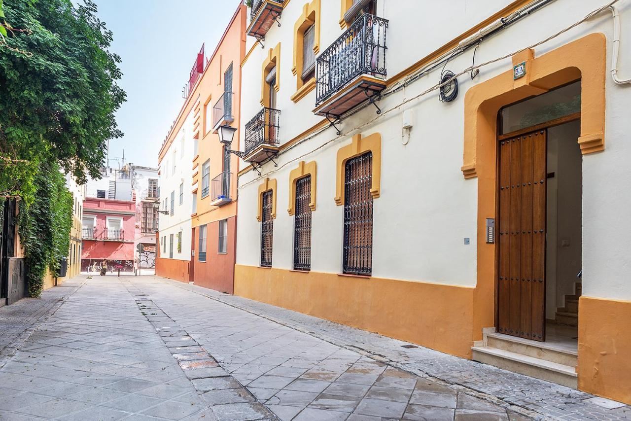 Apartamento Pasaje Valvanera Seville Exterior photo