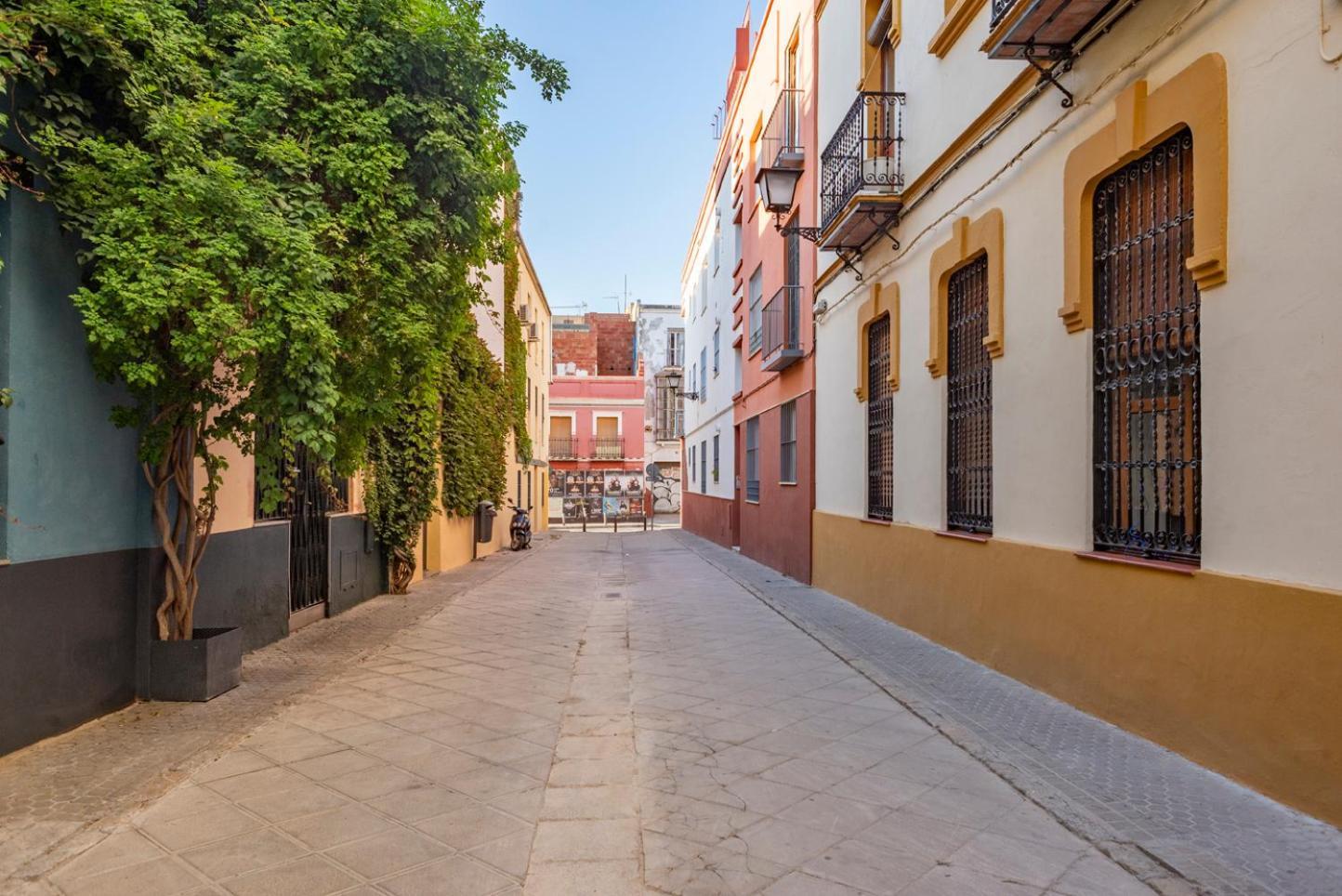 Apartamento Pasaje Valvanera Seville Exterior photo